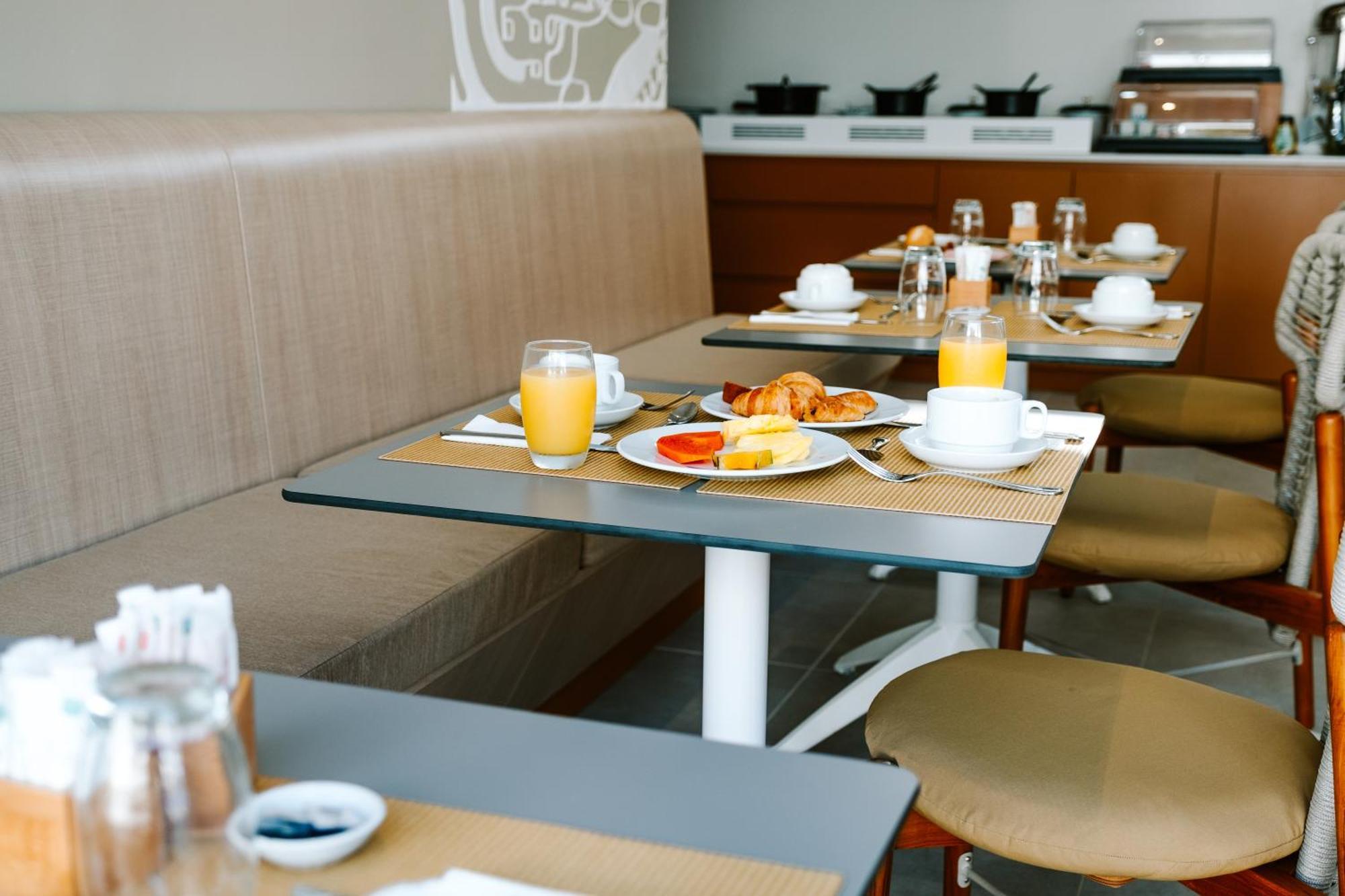 Niu Beach Hotel Moorea Ngoại thất bức ảnh