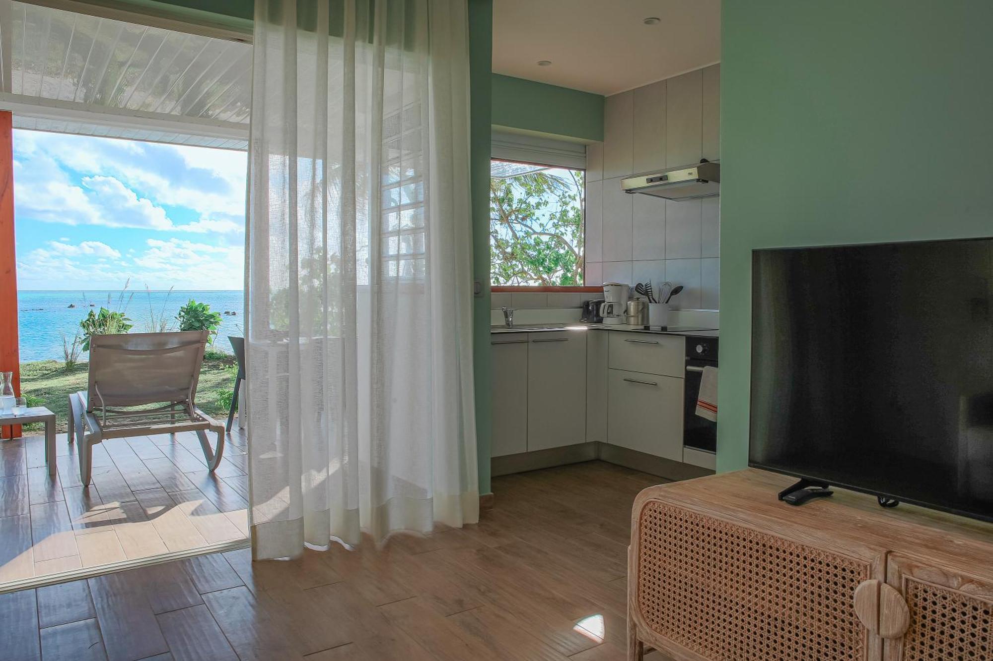 Niu Beach Hotel Moorea Ngoại thất bức ảnh