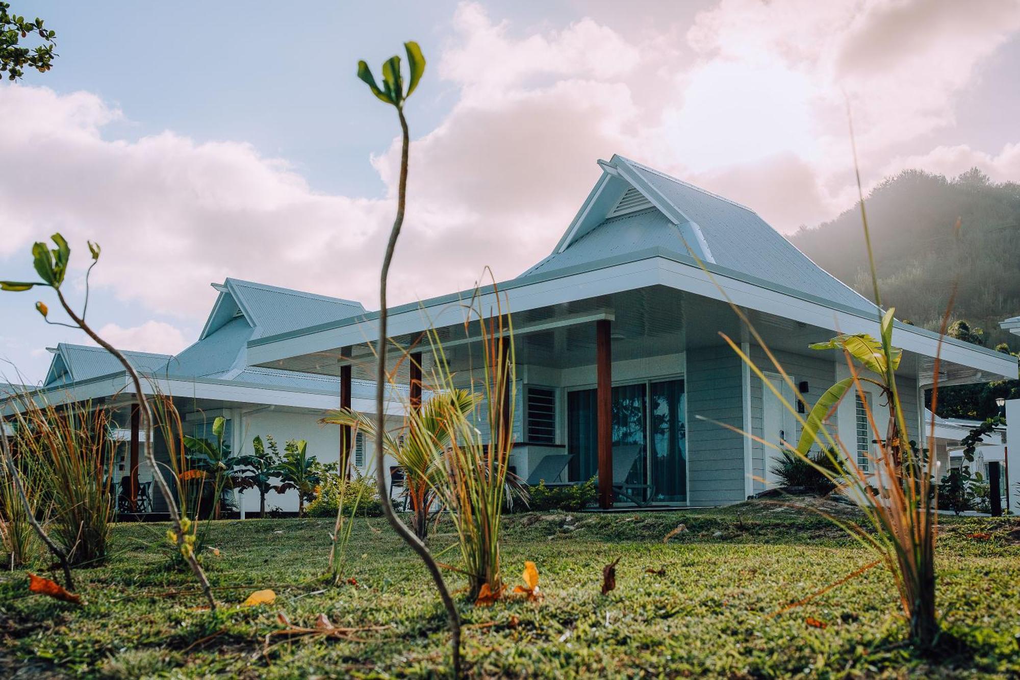 Niu Beach Hotel Moorea Ngoại thất bức ảnh