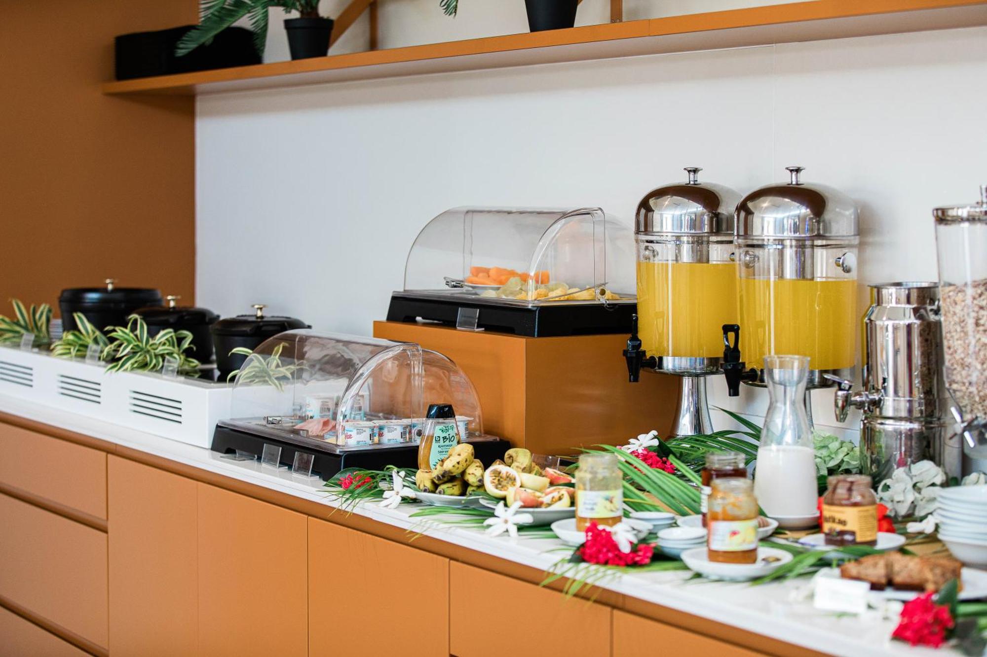 Niu Beach Hotel Moorea Ngoại thất bức ảnh